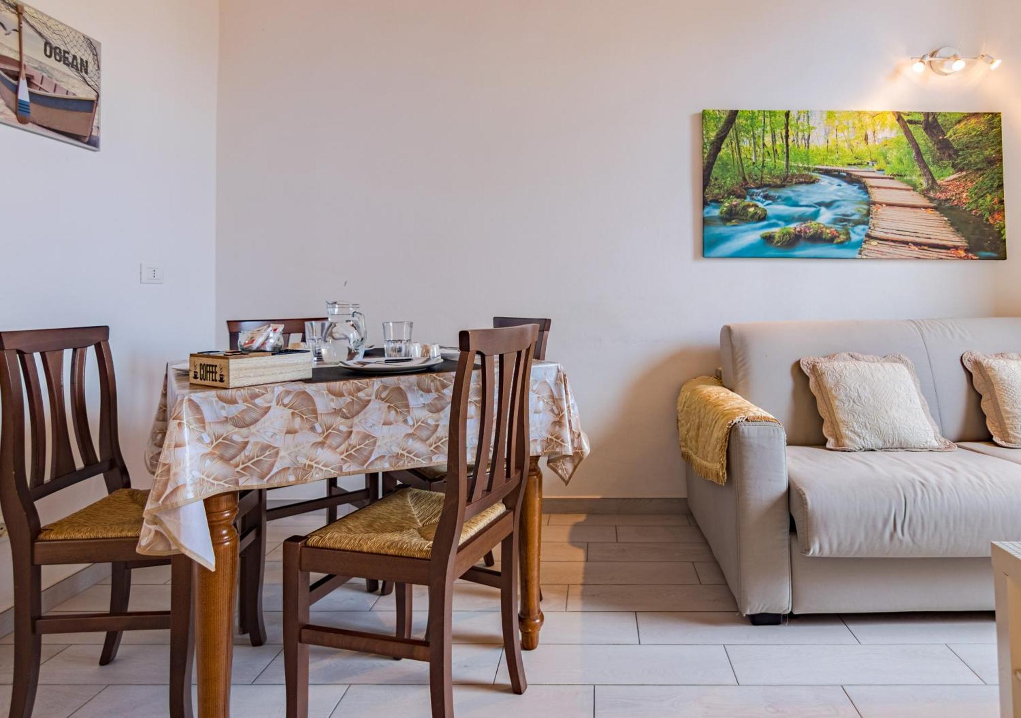 Casa Mya-Relax Al Porto, Wifi Veloce E Clima Apartment ลีวอร์โน ภายนอก รูปภาพ
