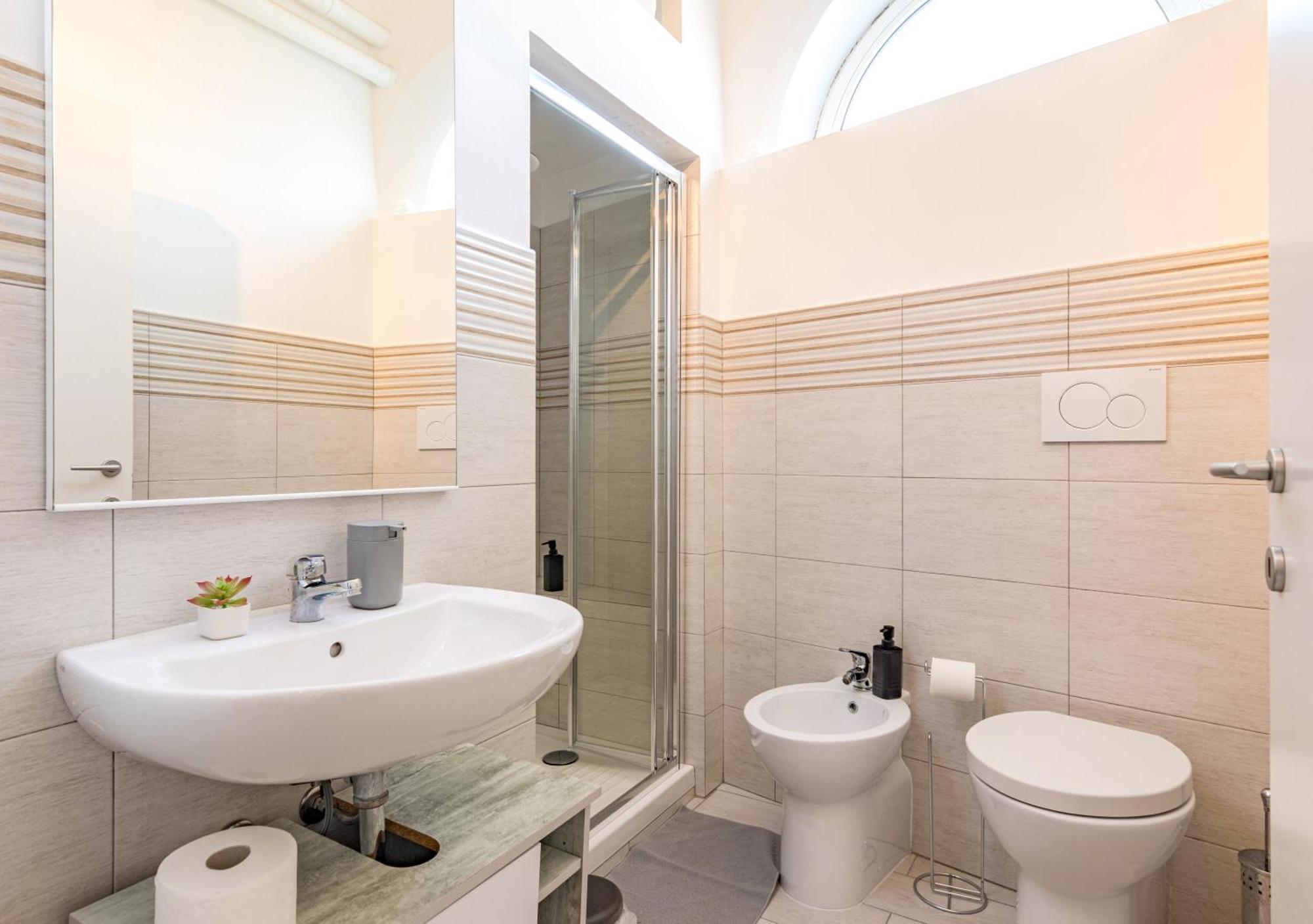 Casa Mya-Relax Al Porto, Wifi Veloce E Clima Apartment ลีวอร์โน ภายนอก รูปภาพ