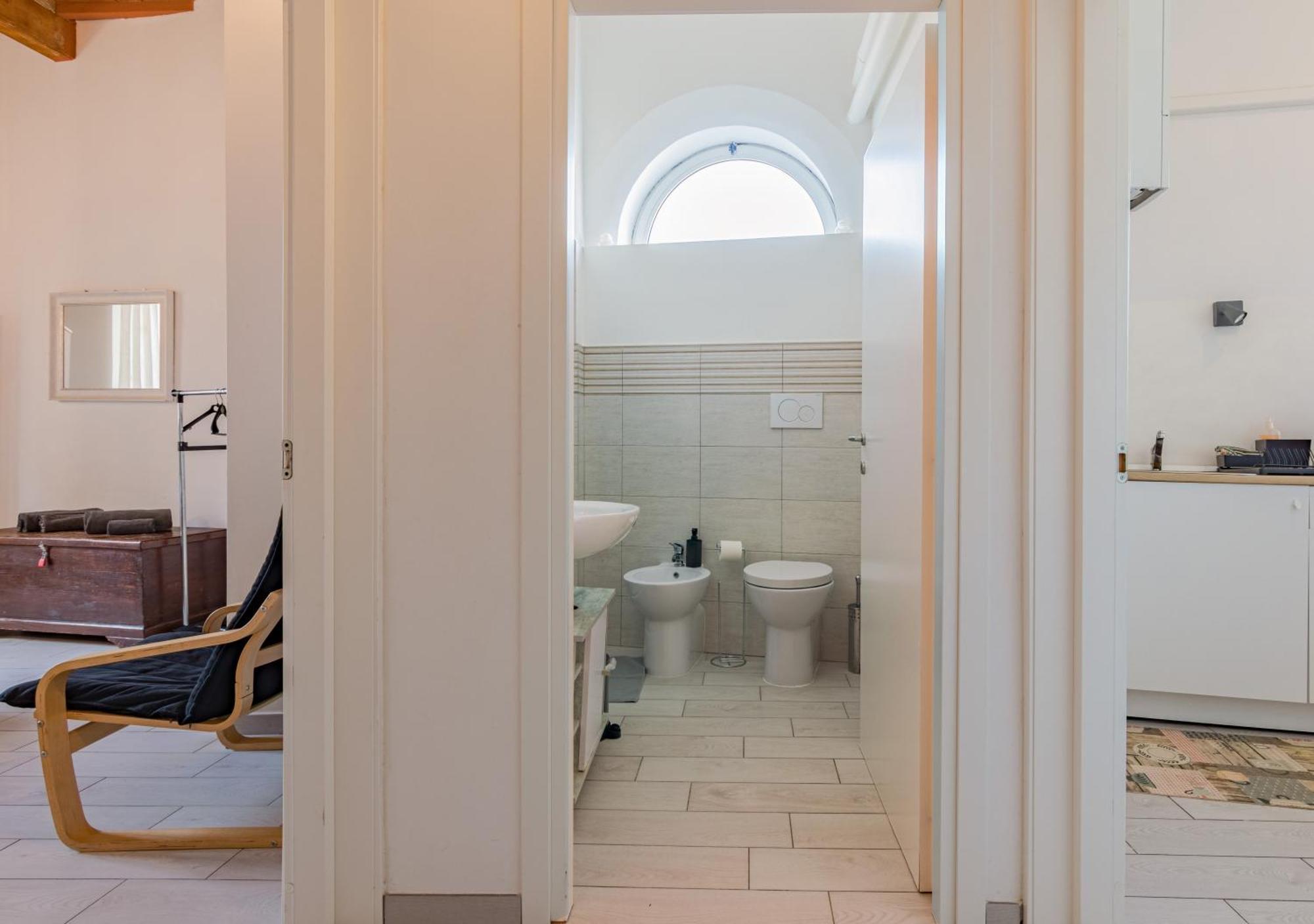 Casa Mya-Relax Al Porto, Wifi Veloce E Clima Apartment ลีวอร์โน ภายนอก รูปภาพ